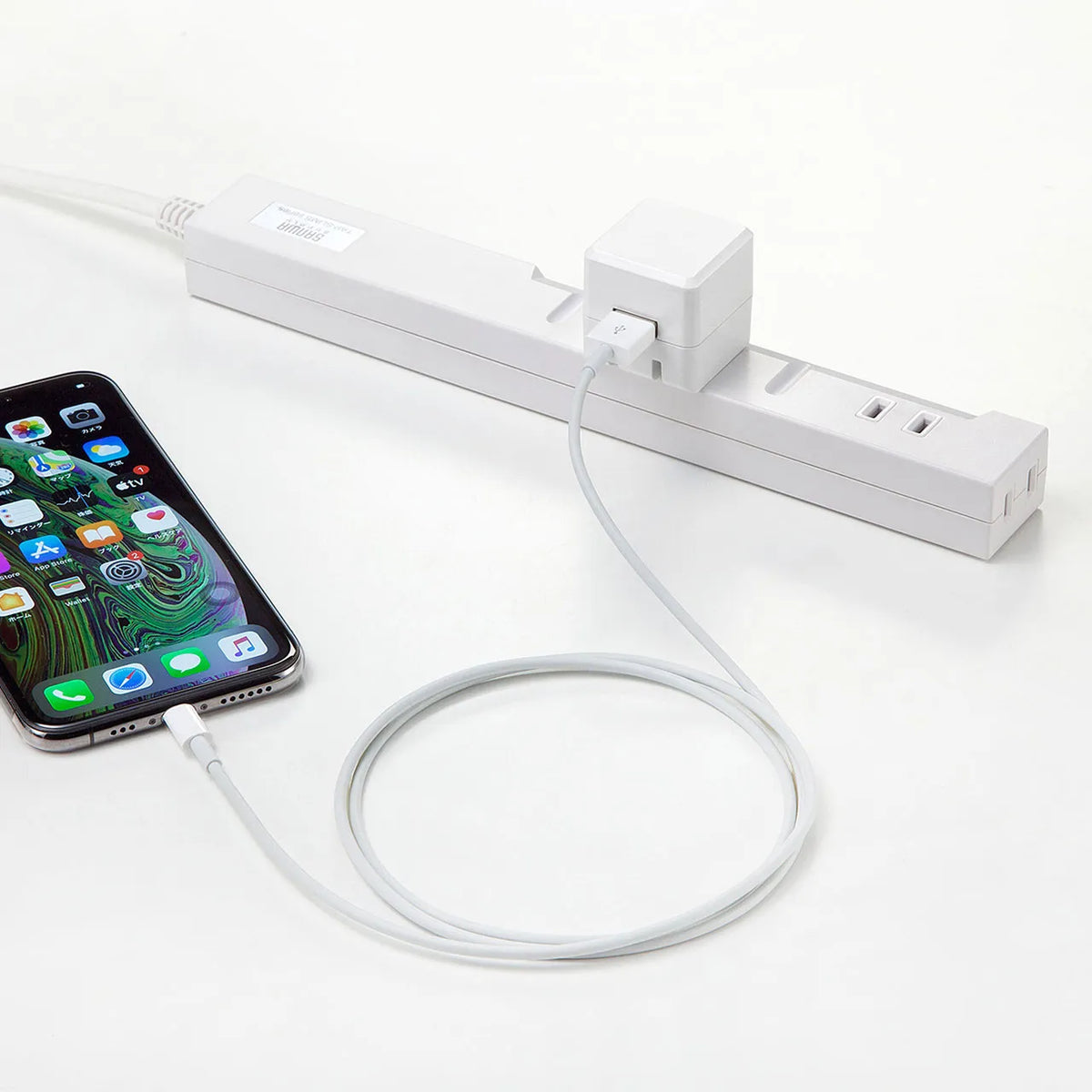 キューブ型USB充電器（1A・高耐久タイプ・ホワイト） ACA-IP70W