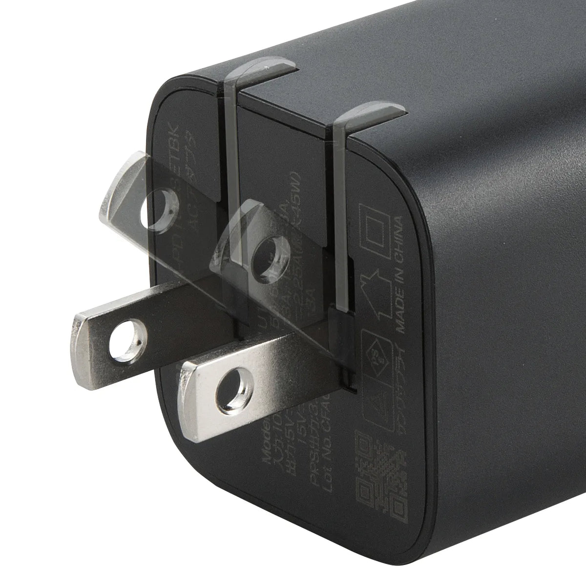 USB PD compatible cube-type AC charger (PD45W, Type-C cable included) ACA-PD109SETBK