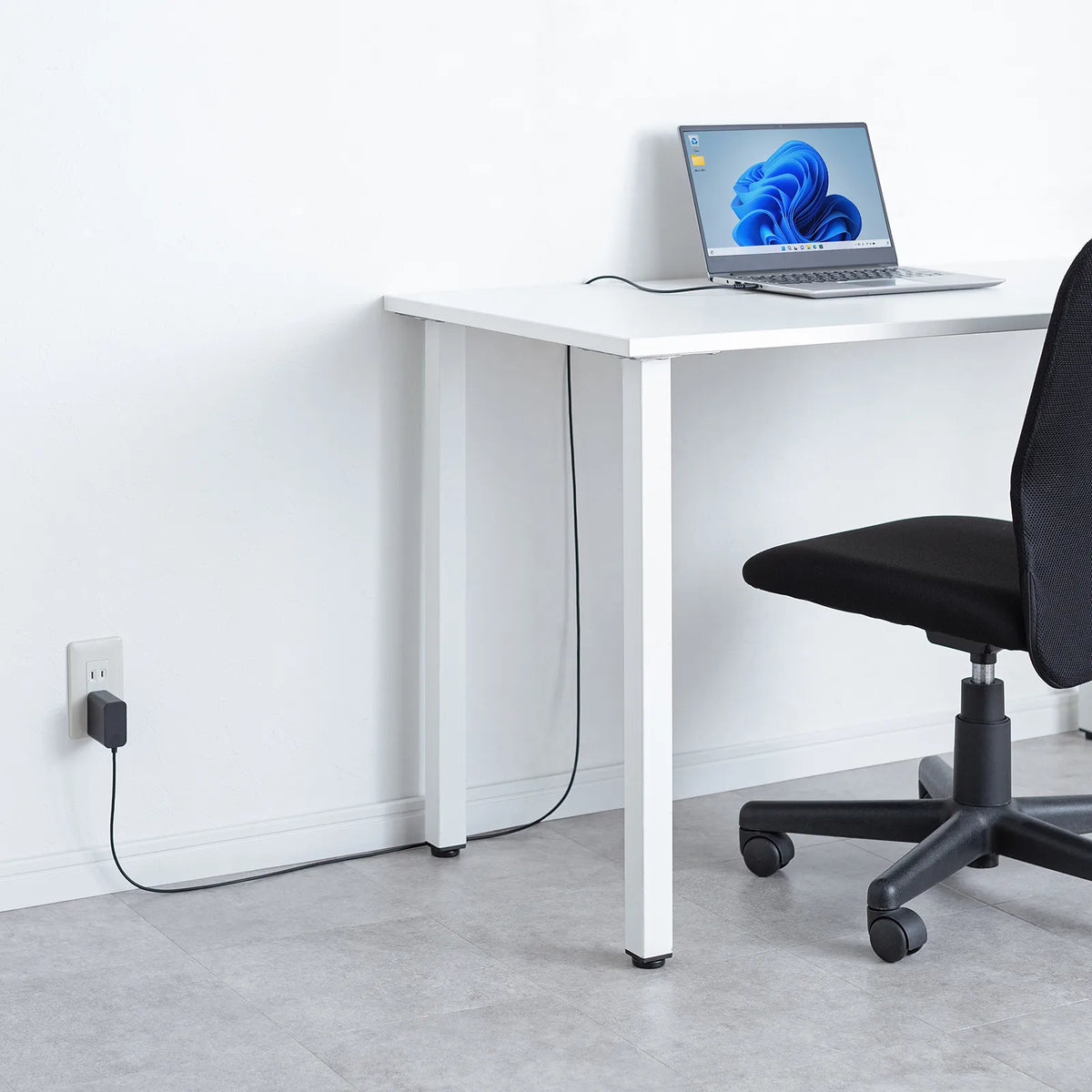 USB PD compatible AC charger (PD65W, Type-C cable integrated) ACA-PD110BK