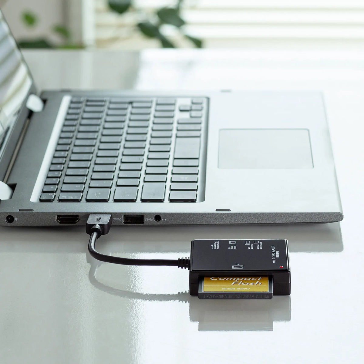 USB 3.1 Multi-Card Reader ADR-3ML39BKN