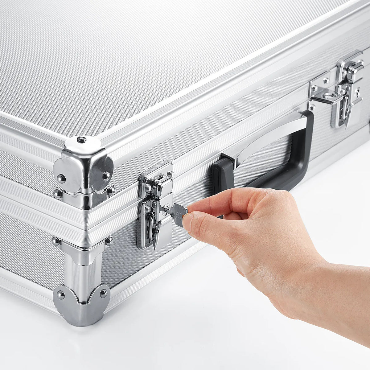 Security-enhanced aluminum case BAG-AL5SL