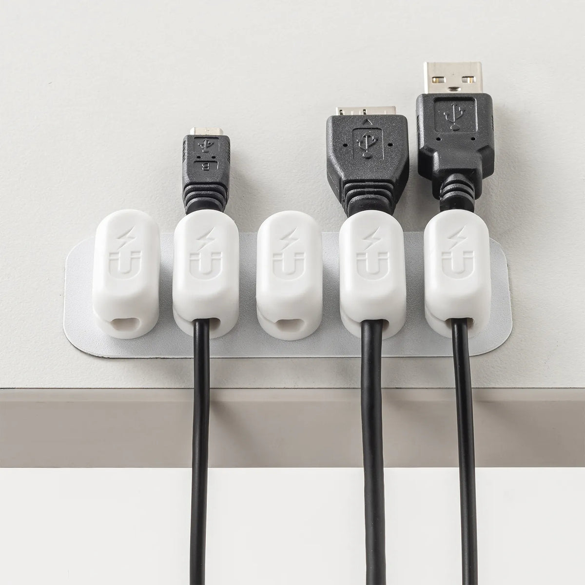マグネットケーブルホルダー CA-515W