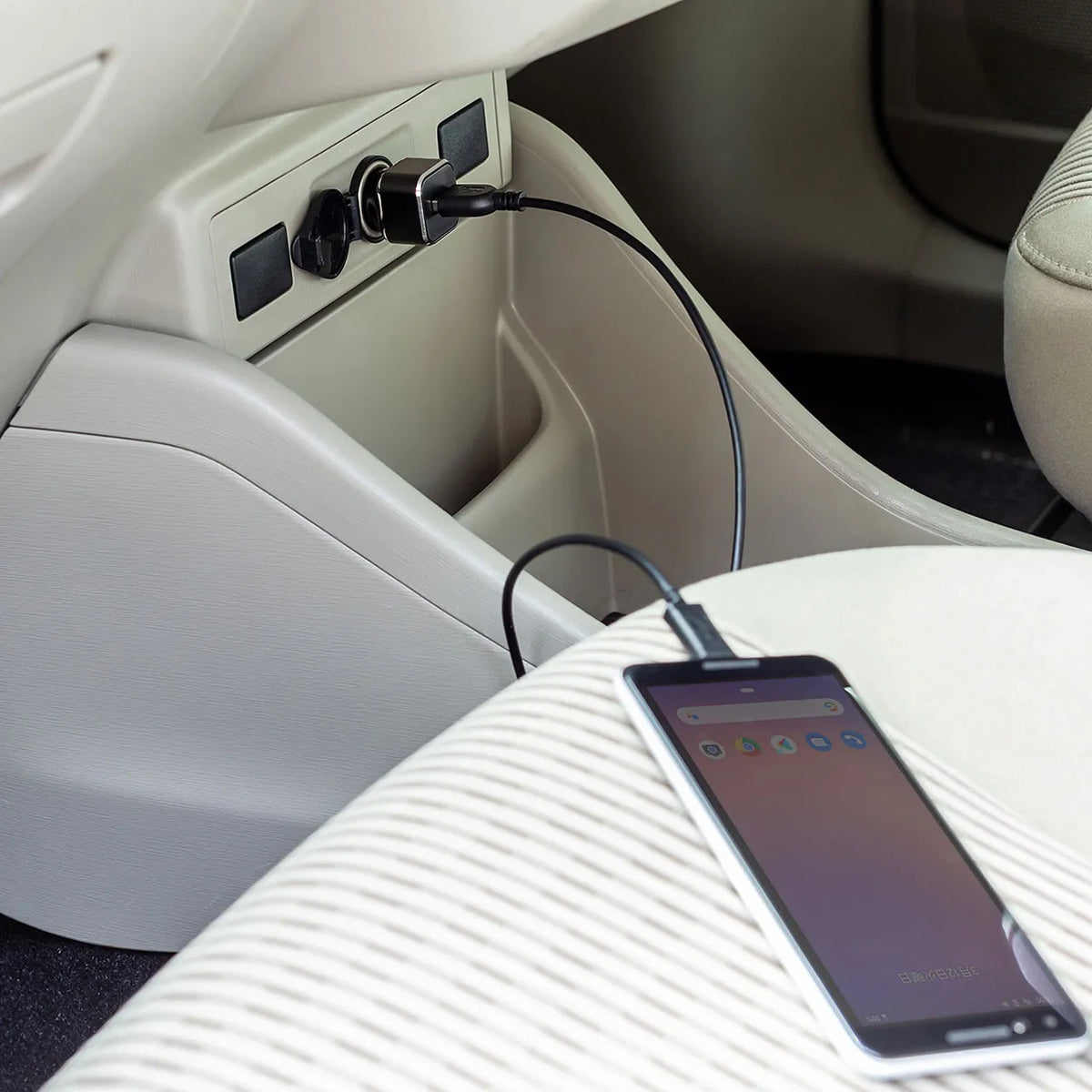 Car charger (1 port, 2.4A) CAR-CHR73U