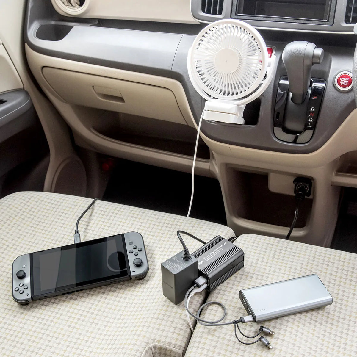 カーインバーター（120W） CAR-CHR80AC