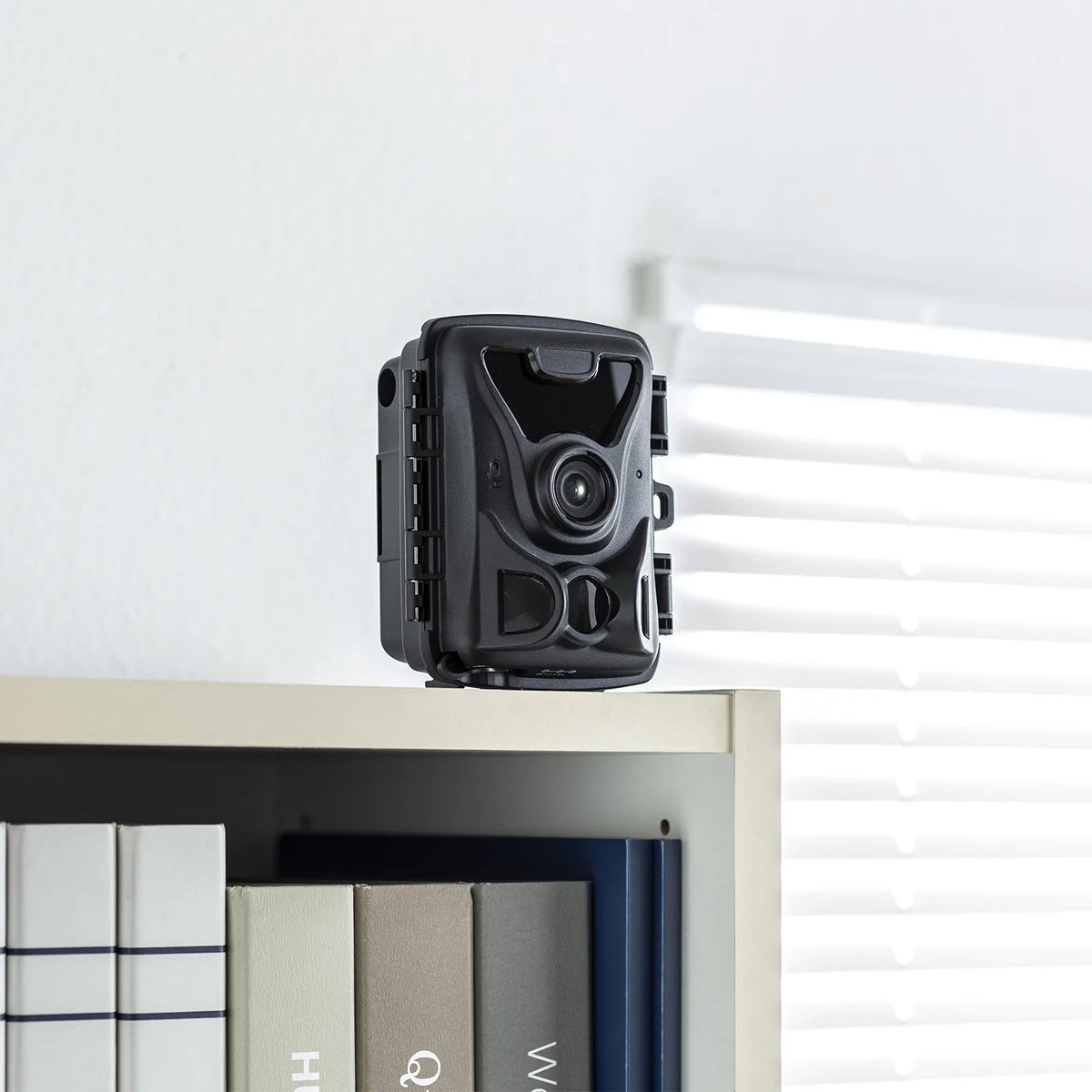 Trail camera with continuous recording function CMS-SC07BK