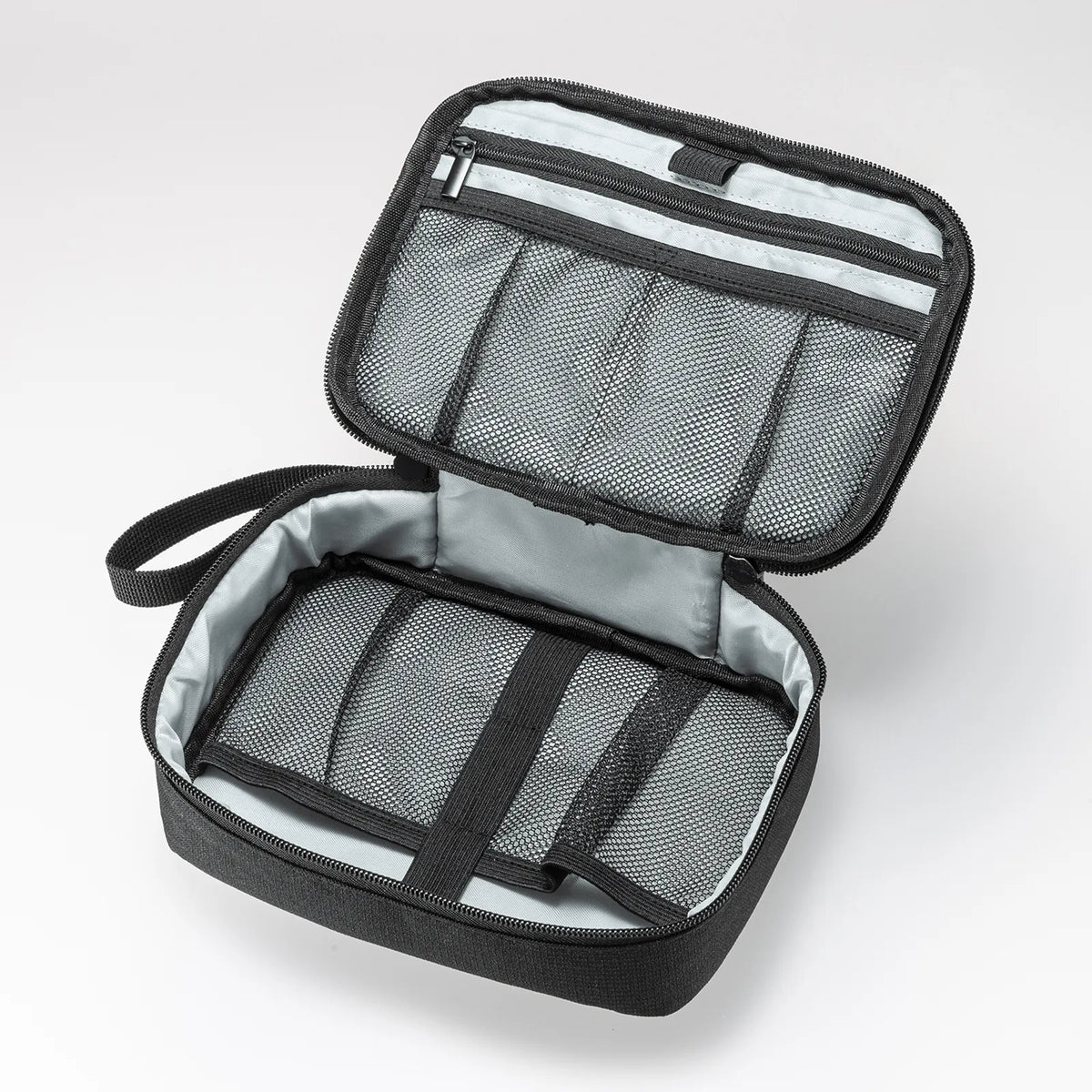 Travel accessory pouch IN-AD11BK
