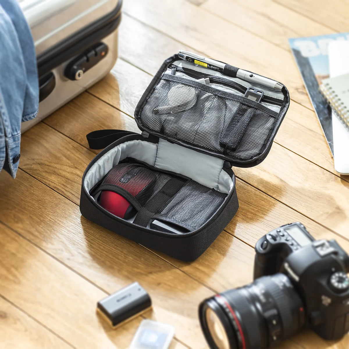 Travel accessory pouch IN-AD11BK