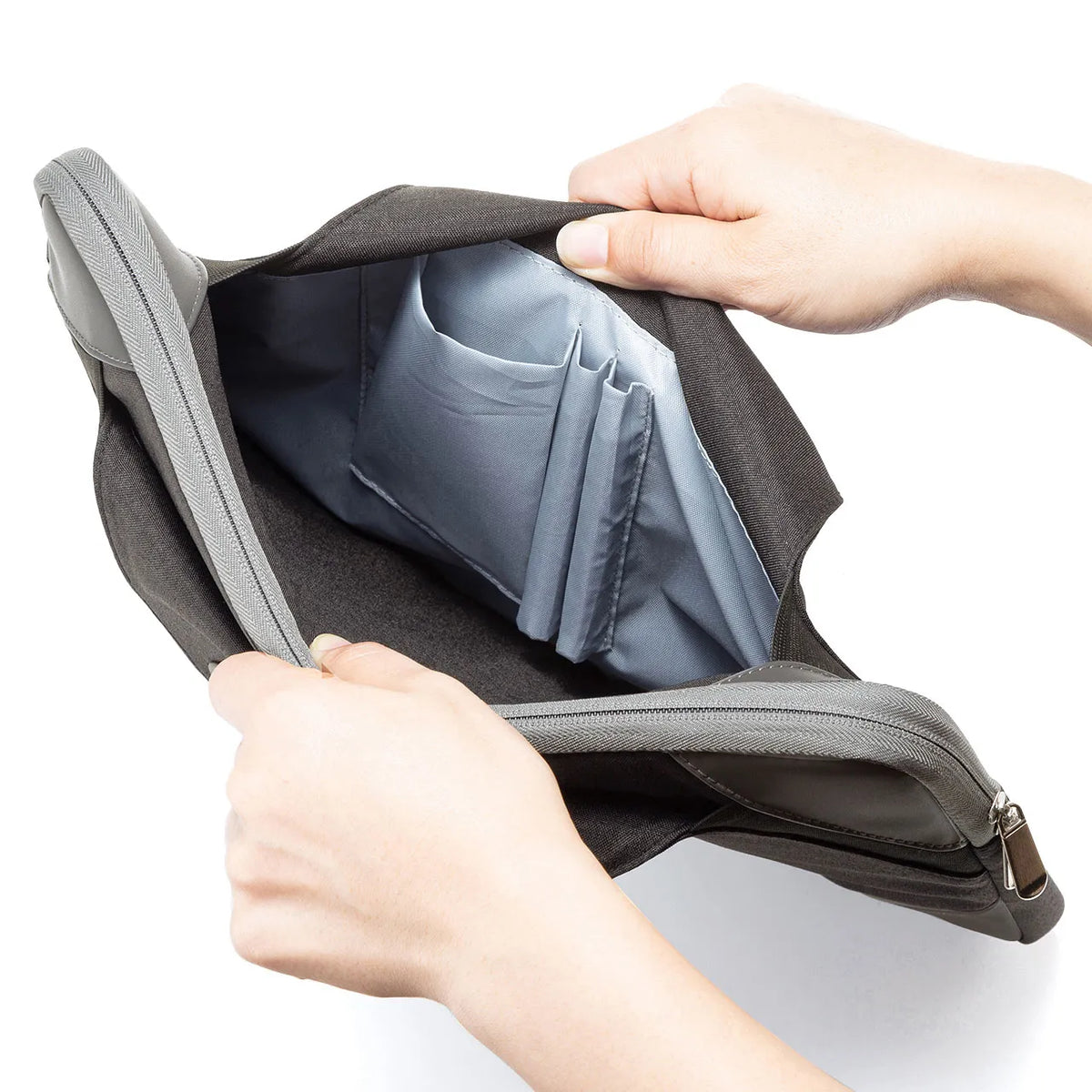 Shock-absorbing PC case (13.3-inch widescreen) IN-MF13BK