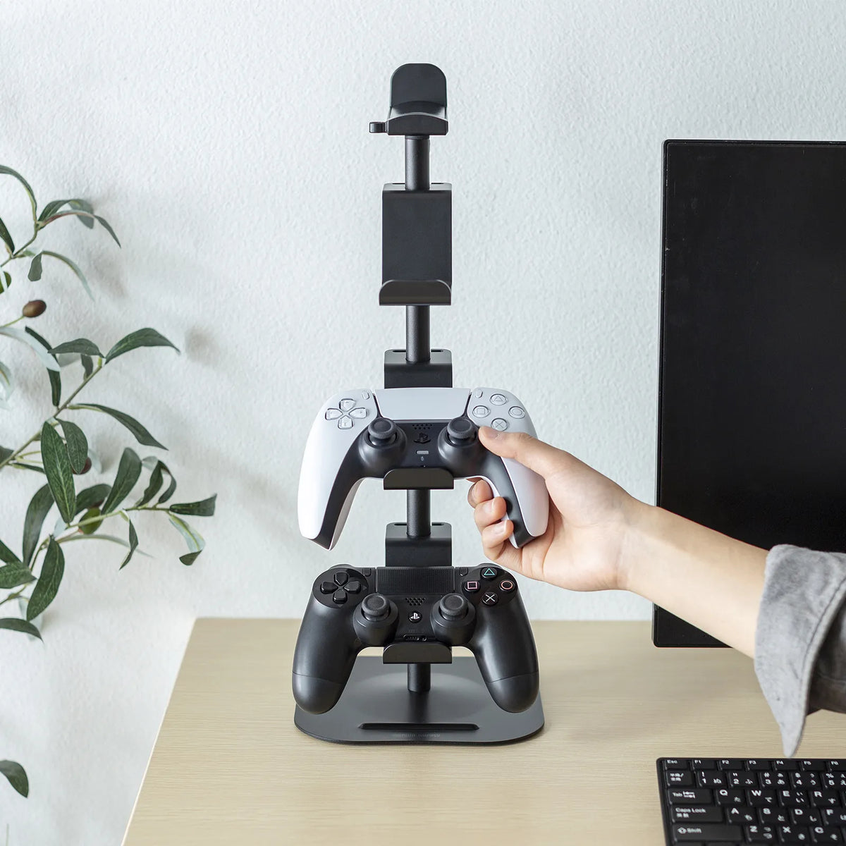Game controller stand (with headphone holder, black) JY-STN1BK