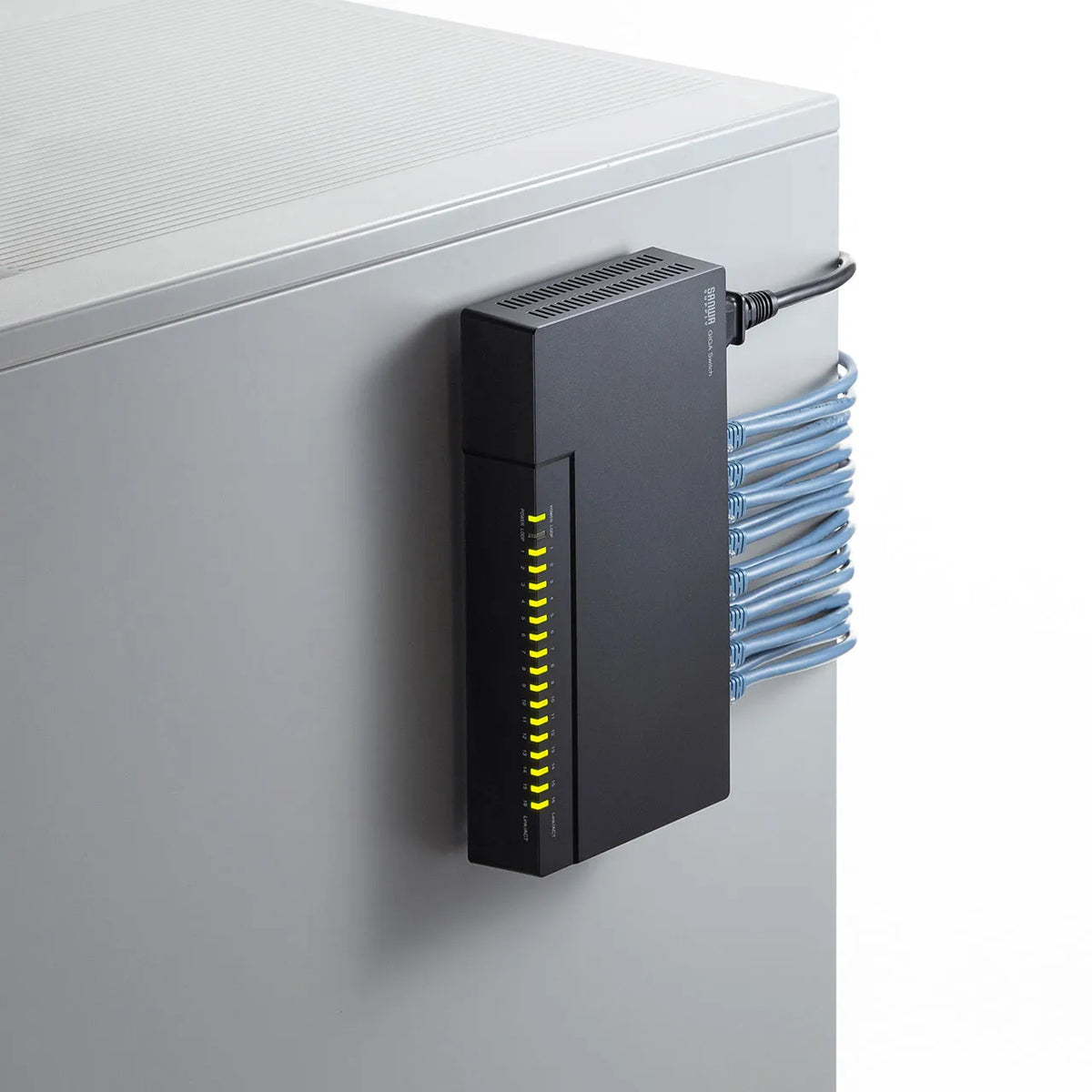 Gigabit-compatible switching hub (16 ports, with magnet) LAN-GIGAP1602BK