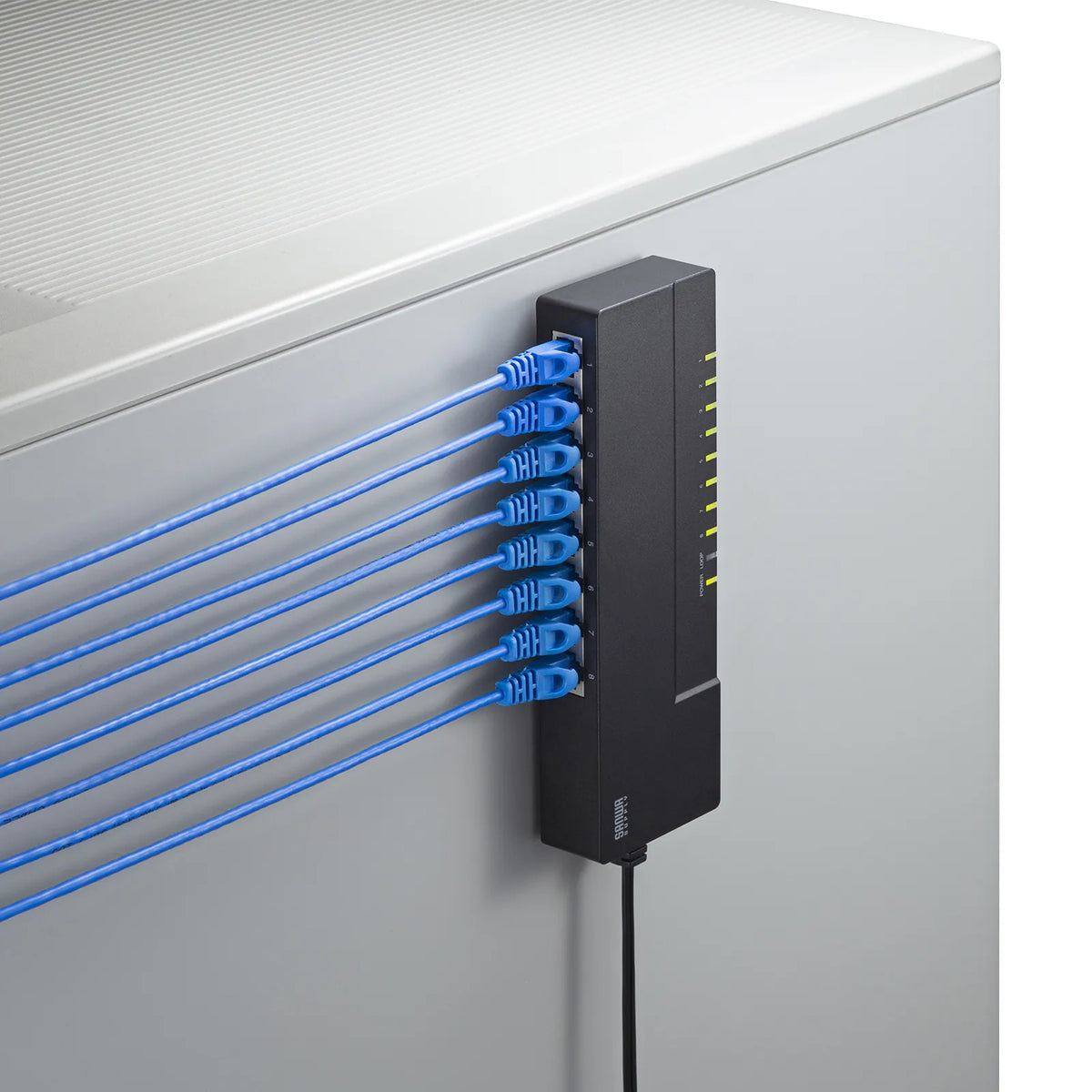 Gigabit-compatible tap-type switching hub (8 ports, with magnet) LAN-GIGAT803BK