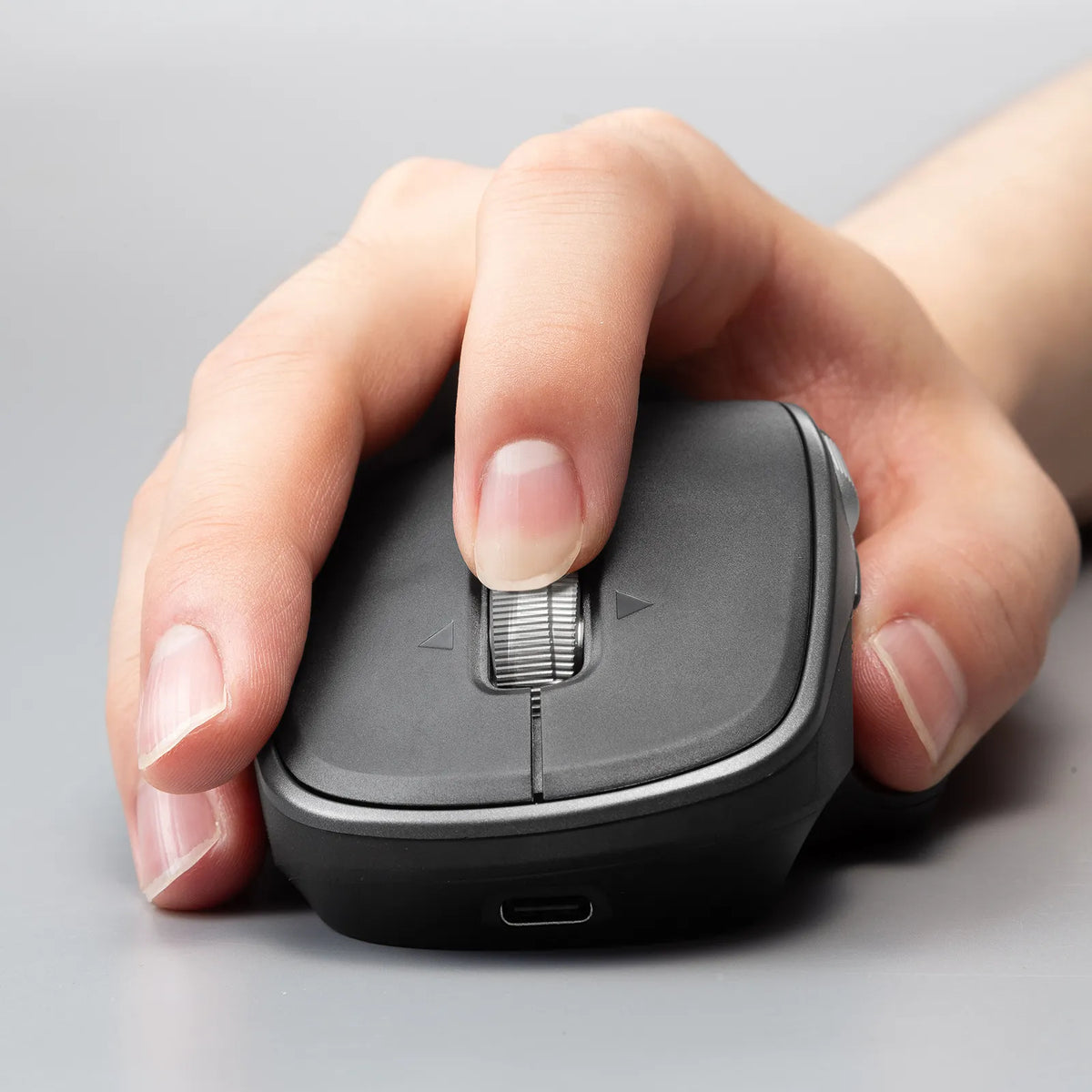 Bluetooth Wireless Mouse (with high-speed scroll, tilt wheel, and side wheel) MA-WBIRS635BK