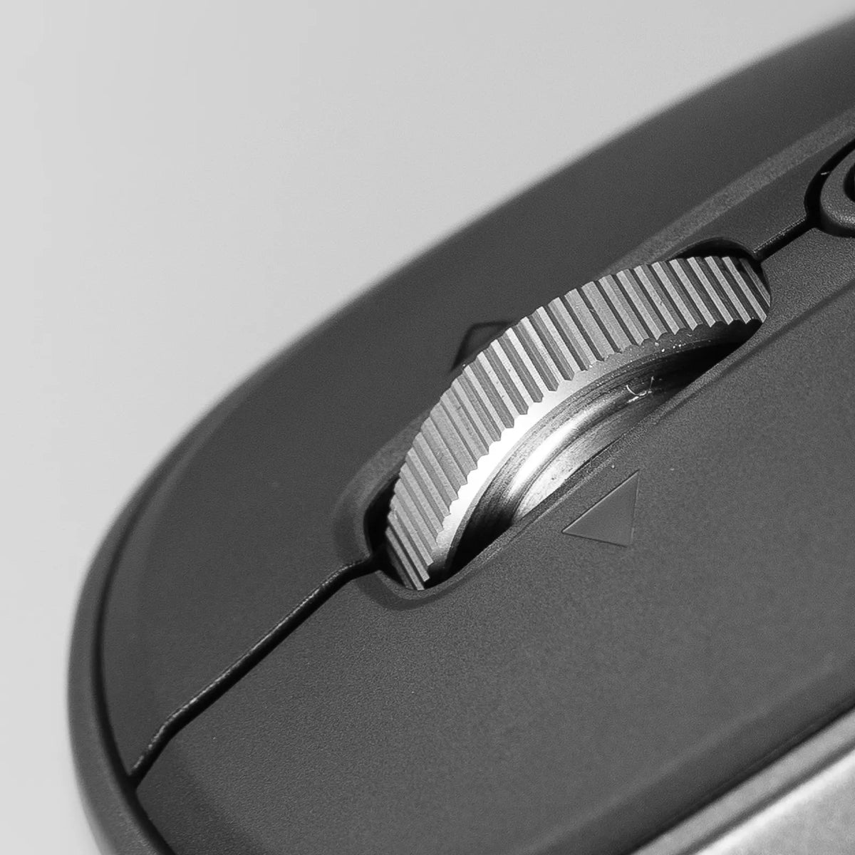 Bluetooth Wireless Mouse (with high-speed scroll, tilt wheel, and side wheel) MA-WBIRS635BK
