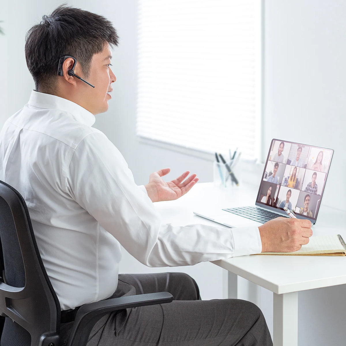 Bluetoothヘッドセット（充電ケース付き） MM-BTMH74BK
