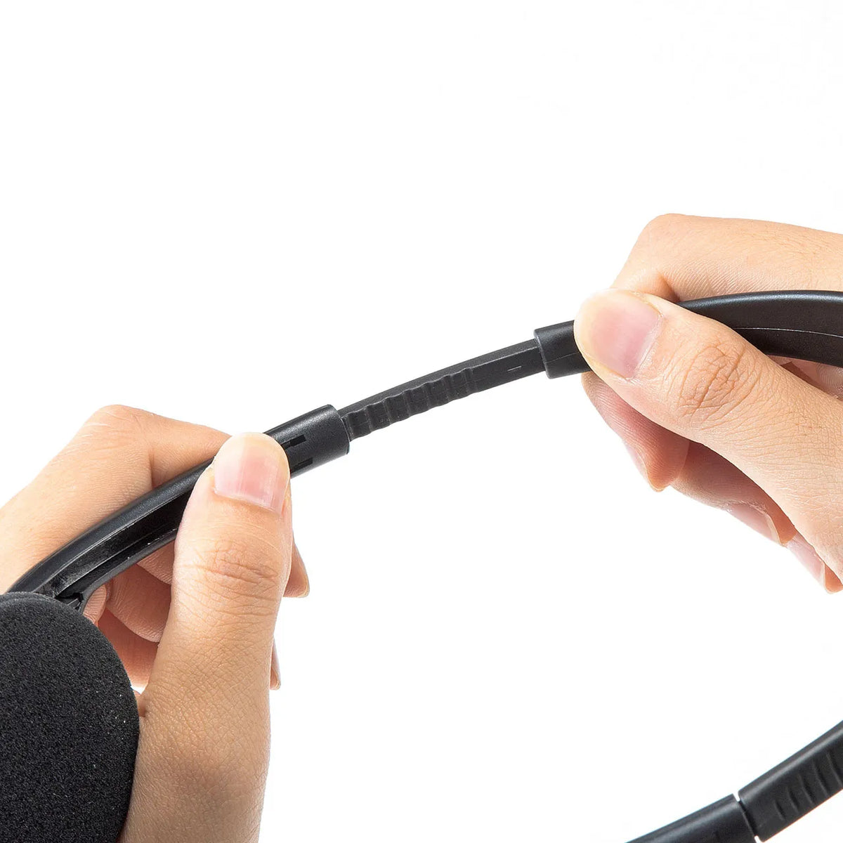 4-pole compatible headset MM-HS406BK