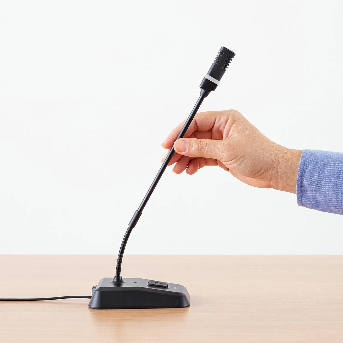 Noise-canceling USB microphone MM-MCTC02NC