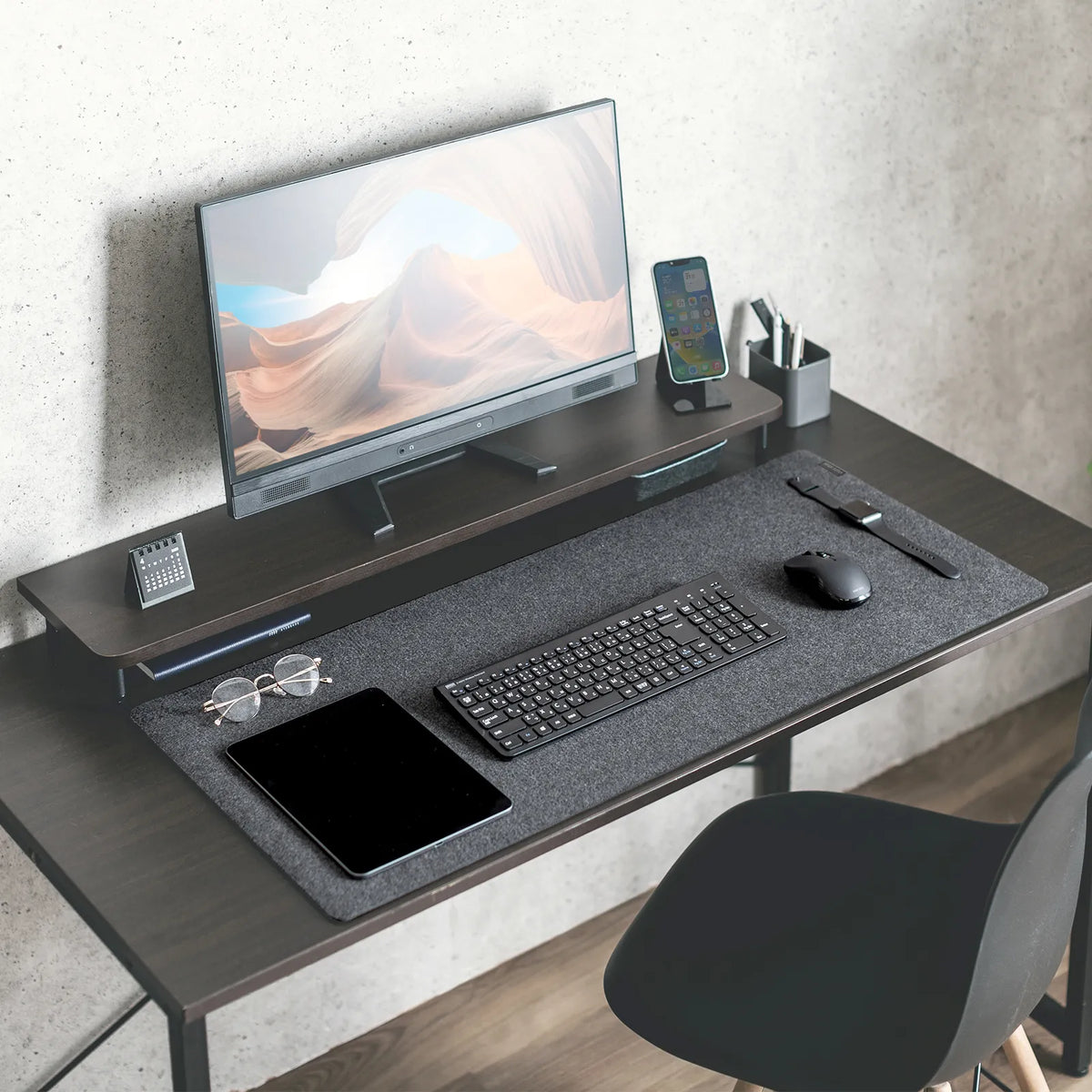 Felt Desk Mat MPD-FLT1BK