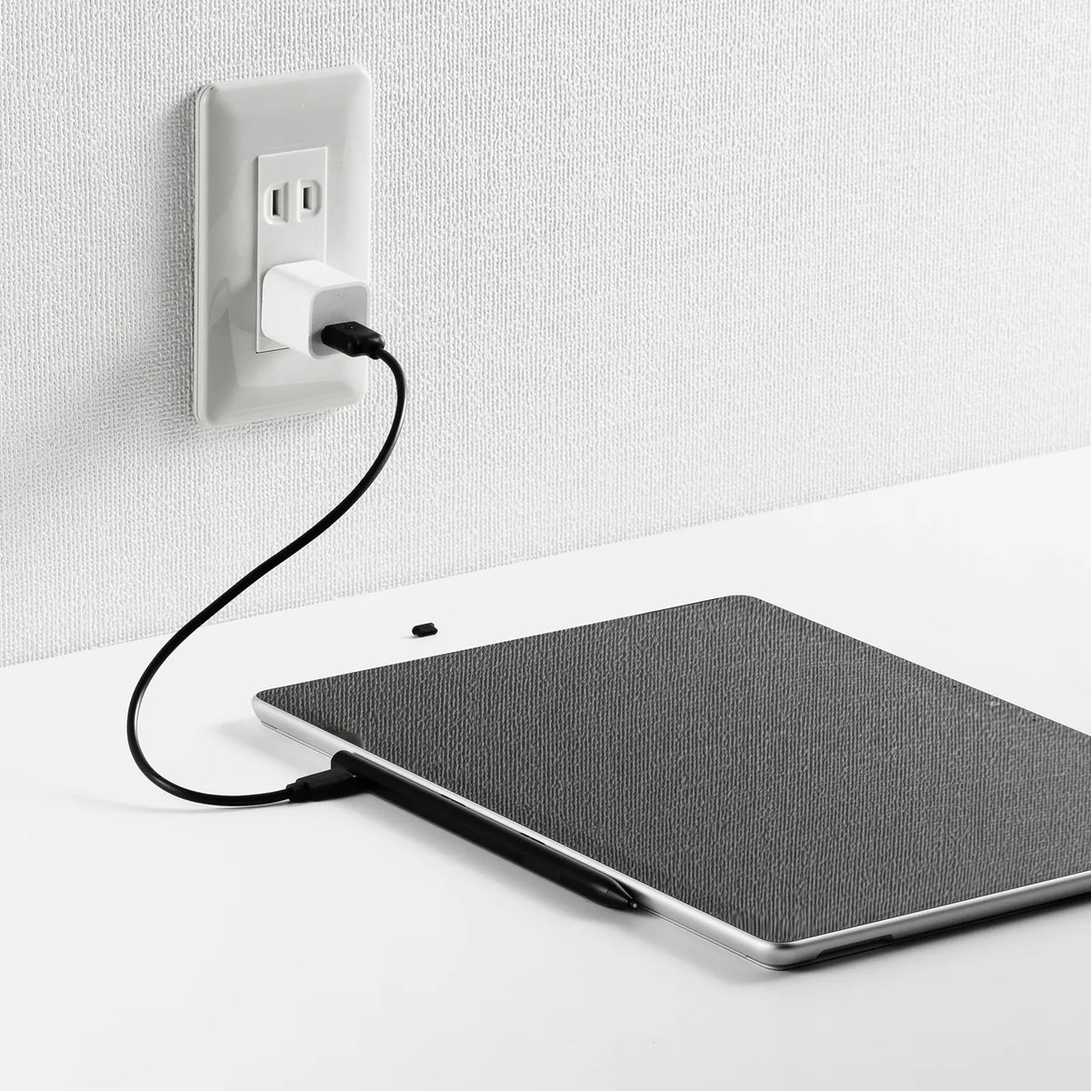 Microsoft Surface専用充電式極細タッチペン（ブラック） PDA-PEN57BK