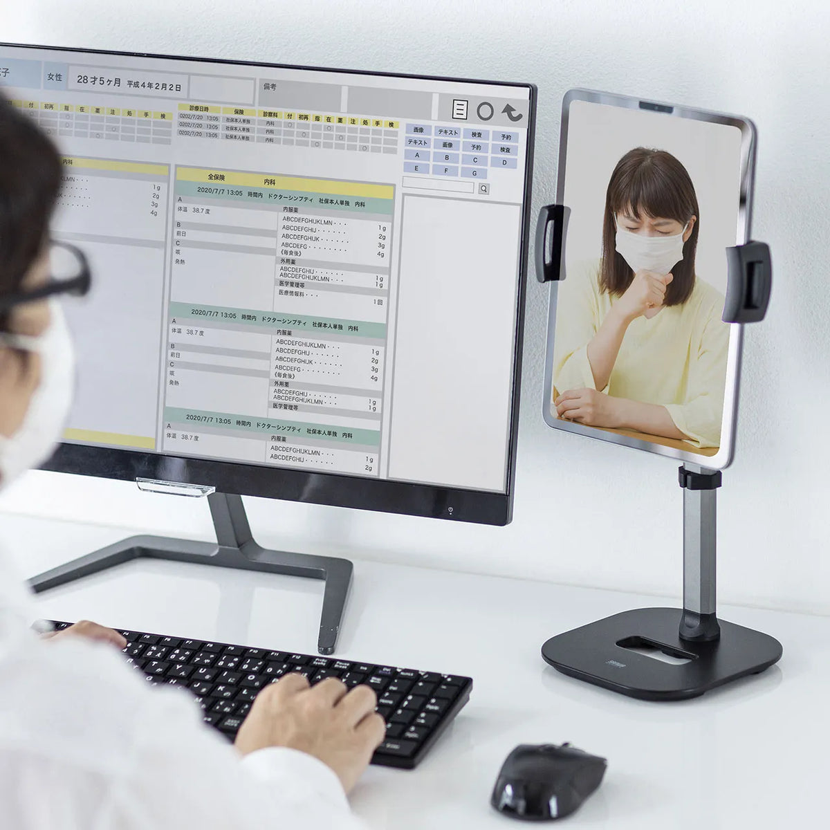 Tablet Extendable Arm Stand (Height Adjustable Type) PDA-STN39BK
