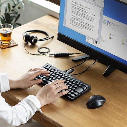 Compact keyboard with USB hub SKB-KG3UH2BK