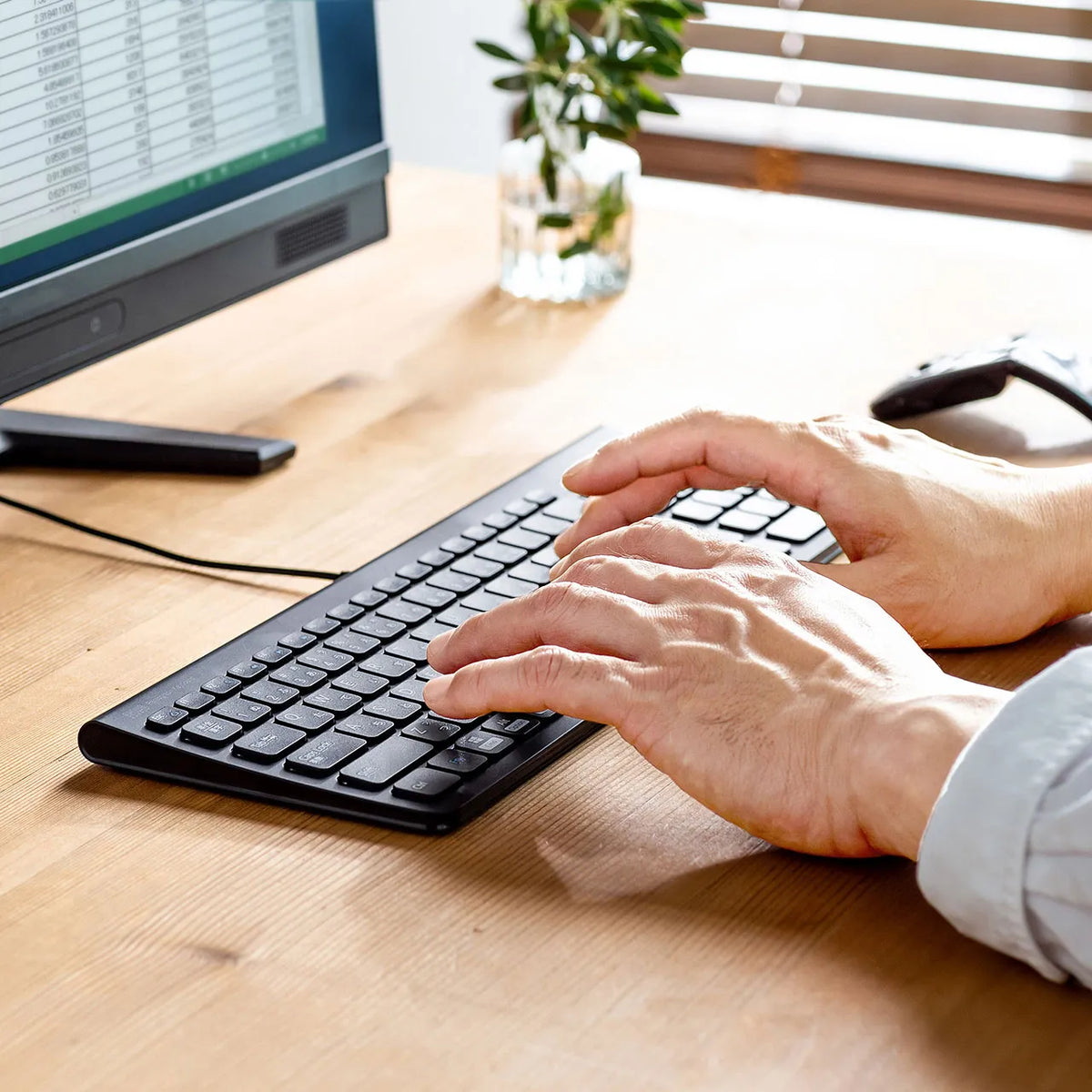 USB Slim Keyboard SKB-SL31BK