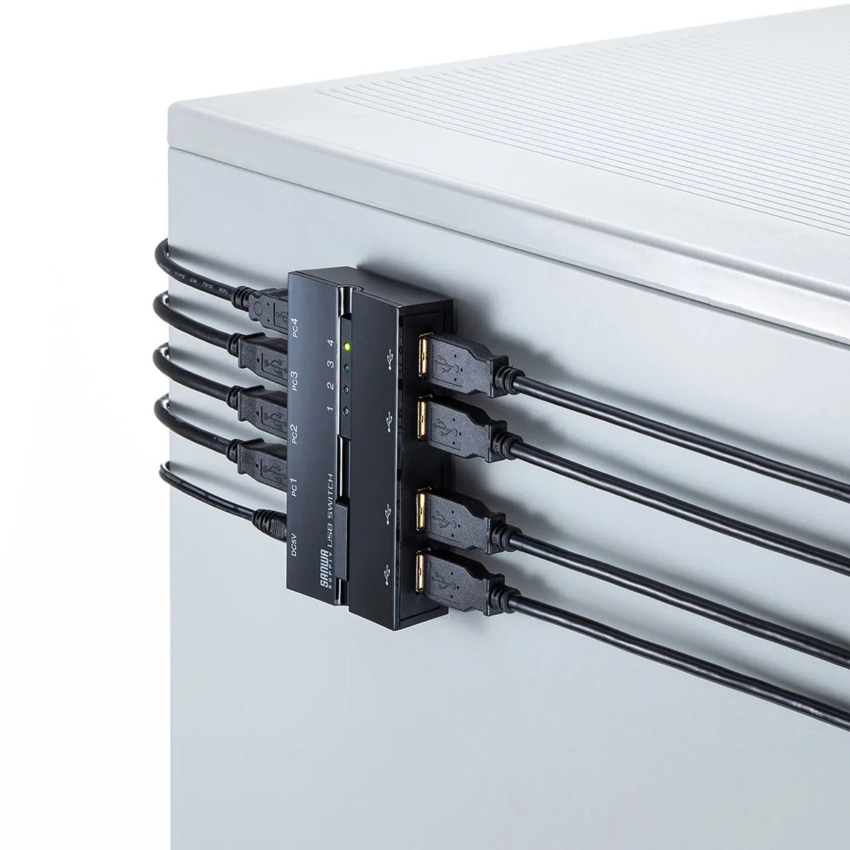 磁石付きUSB2.0手動切替器（ハブ付き・4回路） SW-US44HMG