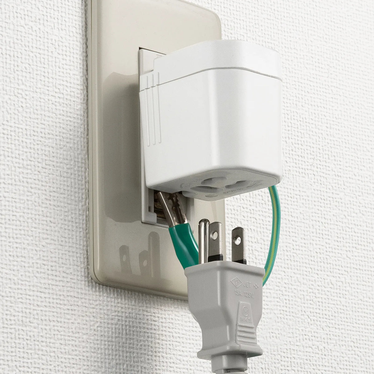 温度&電流ヒューズ内蔵アダプタ TAP-AD16W