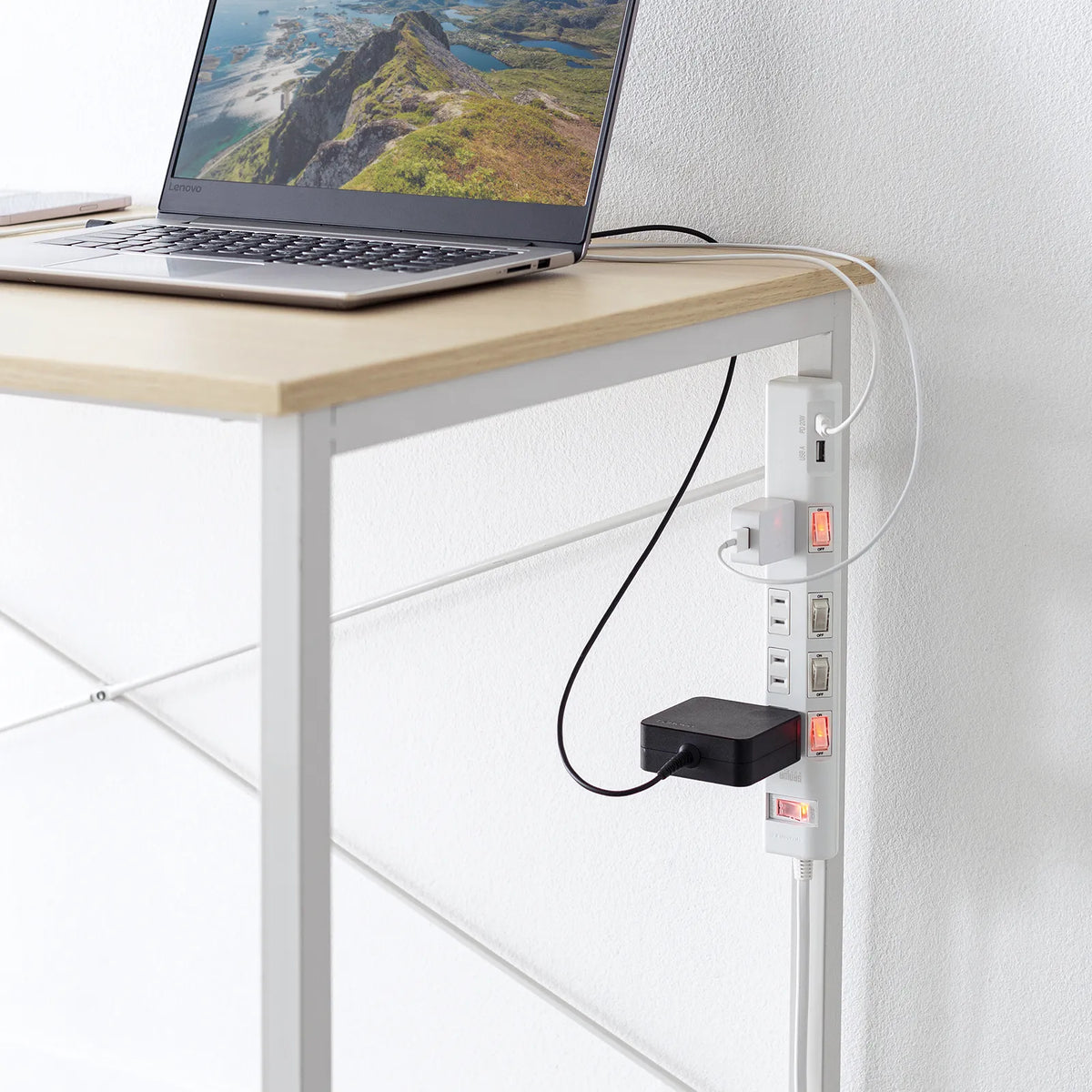Power saving power strip TAP-B107UC-1W