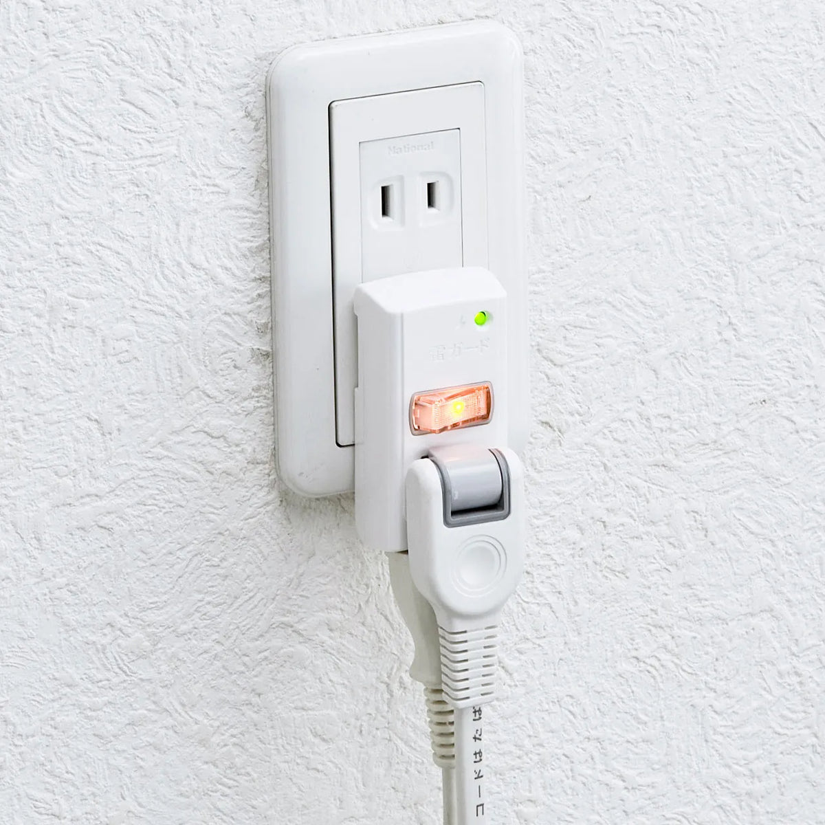 Surge protector power strip TAP-SP221