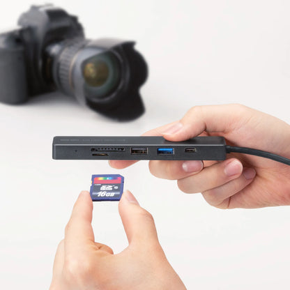 USB Type-C docking hub with HDMI port USB-5TCHC26BK